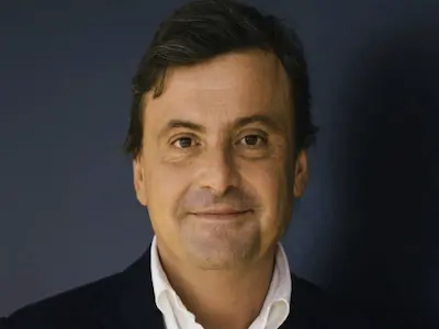 Carlo Calenda raccomanda Valtrissia